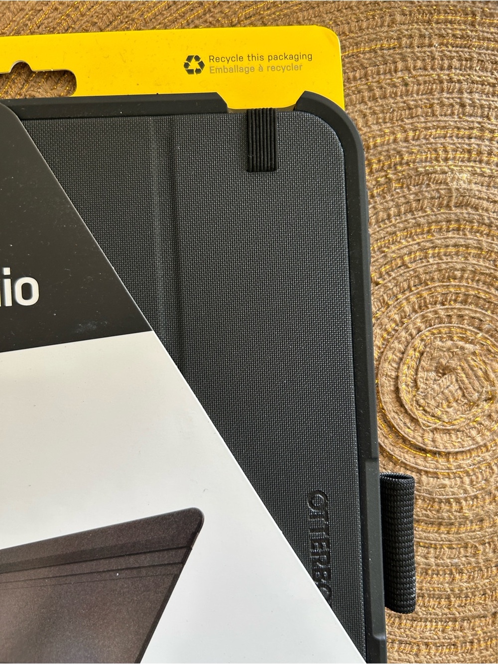 OtterBox Symmetry Folio Tablet Case - Black for iPad (A16 / 10th generation) - Picture 5 of 5